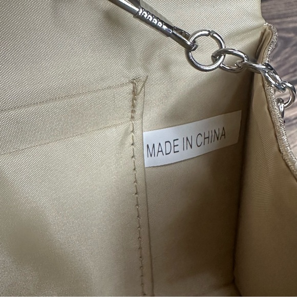 EUC Bridesmaid Elegant Gold Clutch Bag (Samantha) with Chain Shoulder Strap - Picture 8 of 16